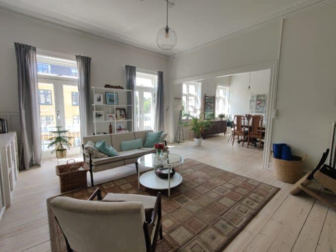 Herskabslejlighed med central beliggenhed | Hellerup | LejeMægleren