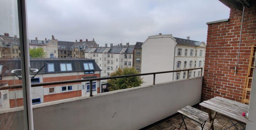 Dejlig lys lejlighed med altan | København N | LejeMægleren