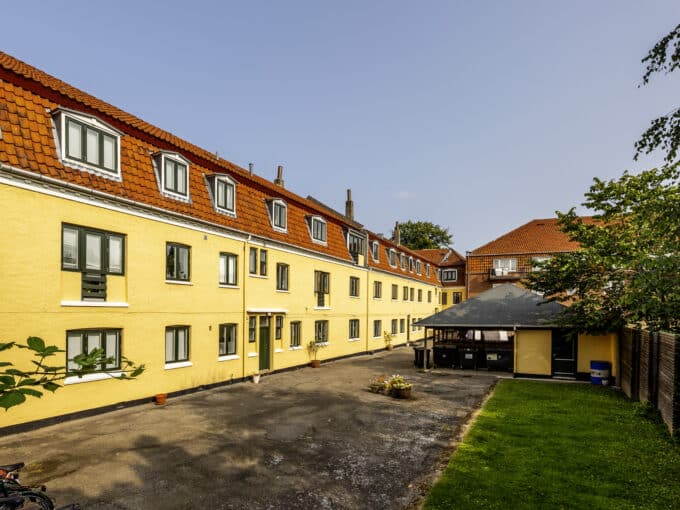 Nyrenoveret 2 værelses lejlighed | Charlottenlund | LejeMægleren