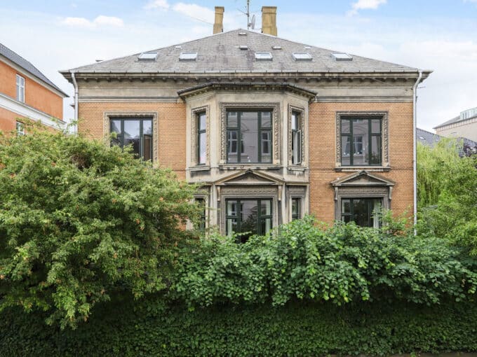 Unik og rummelig villalejlighed | Frederiksberg | LejeMægleren