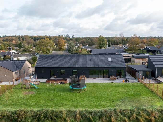 Elegant og stilfuldt møbleret hus | Hornbæk | LejeMægleren