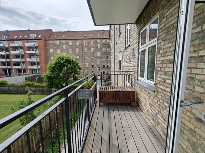 Lys lejlighed med stor altan | Frederiksberg | LejeMægleren