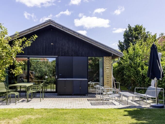 Nyrenoveret og møbleret villa | København S | LejeMægleren