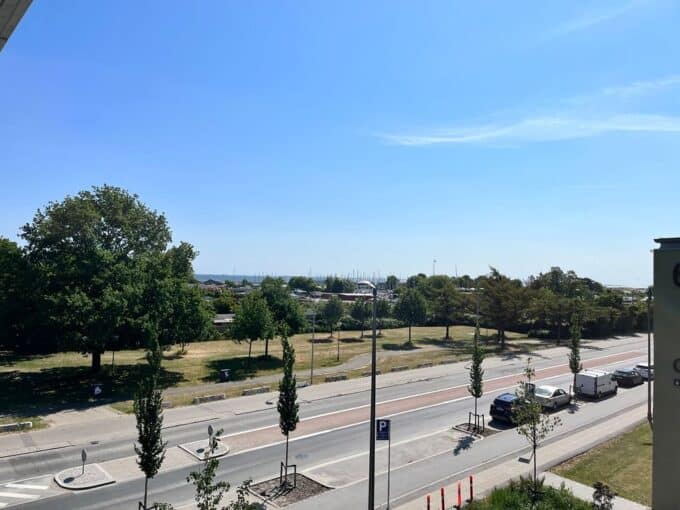 Møbleret lejlighed med udsigt til Øresund | København S | LejeMægleren