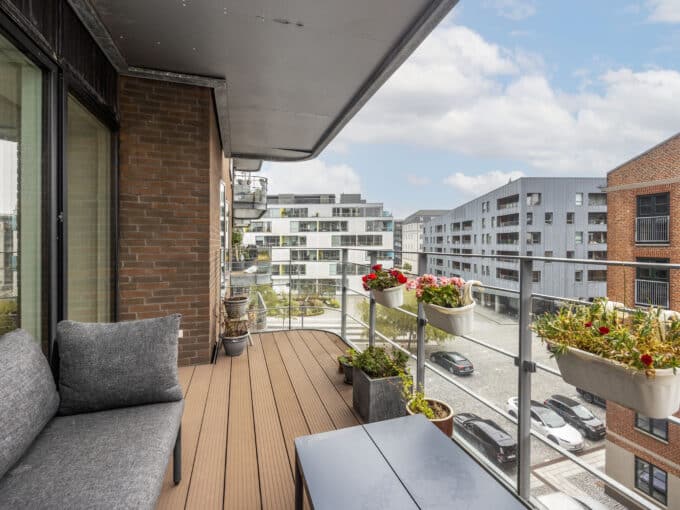 Dejlig lejlighed med altan og to badeværelser | København Ø. | LejeMægleren