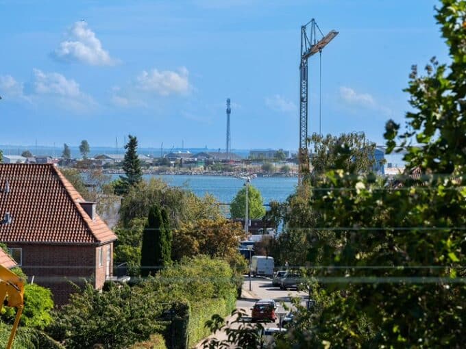Lejlighed med udsigt til Øresund på Strandvejen | København Ø | LejeMægleren