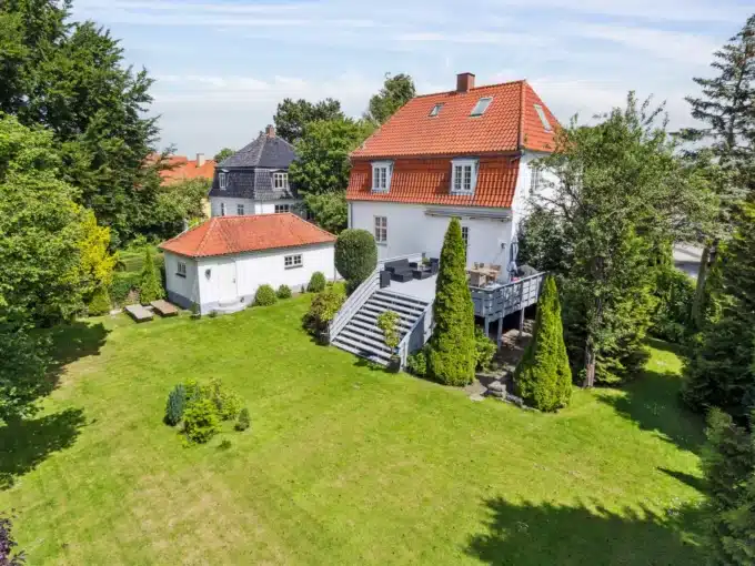 Stor charmerende villa | Gentofte | LejeMægleren