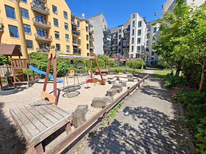 Rummelig og lys lejlighed | København K. | LejeMægleren