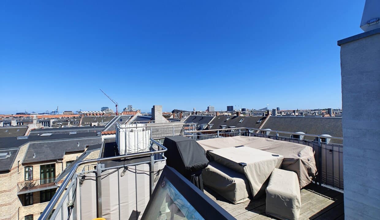 Penthouse lejlighed med privat tagterrasse | København Ø. billede 1