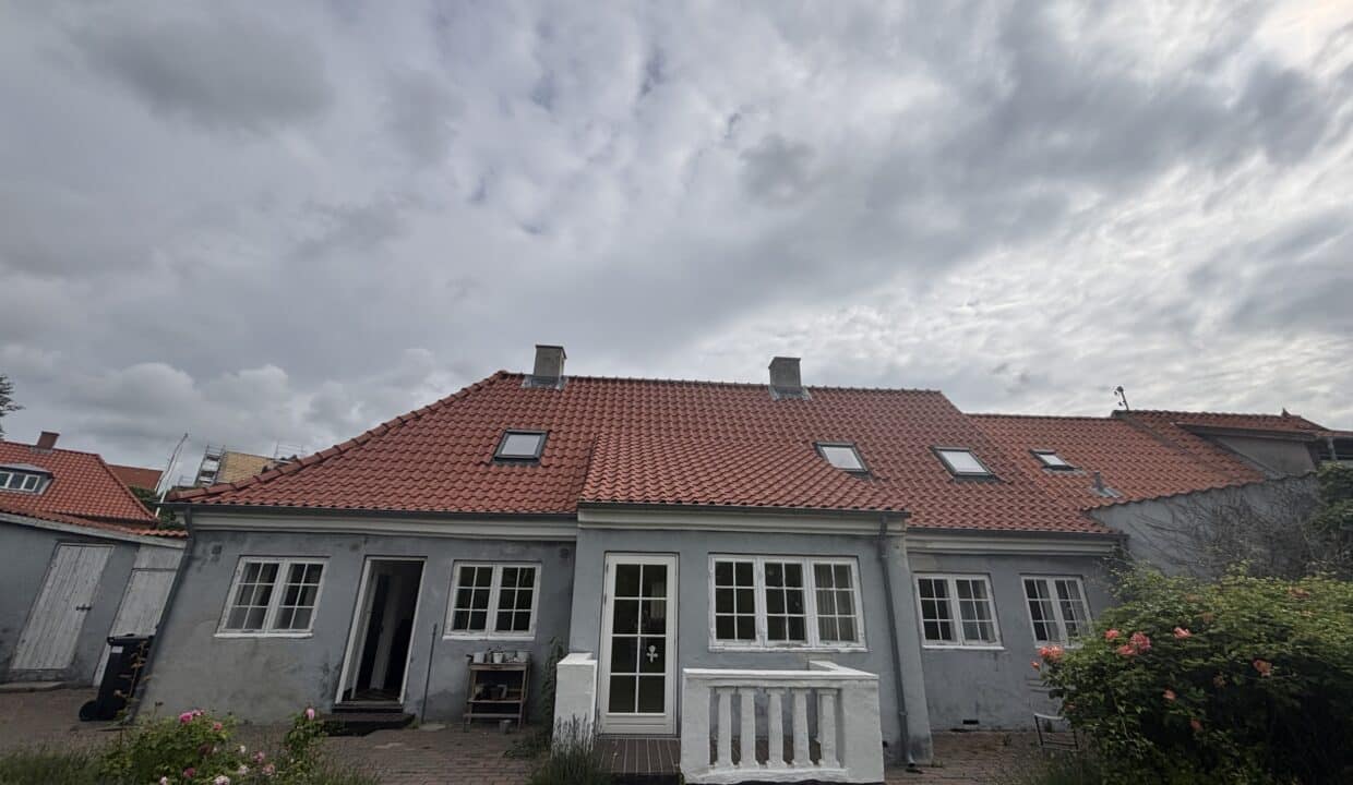 Charmerende stort hus tæt på vandet | Kalundborg billede 2